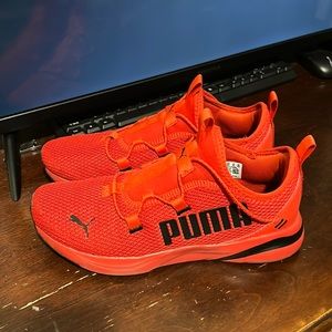 Puma slip on shoes, US size 10